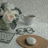 Эта госпожа пишет