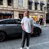 Молодой Яныч