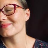 Женщина, продавай