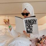 Счастливые часы. Маникюр в Ростове. Studio Love Nails