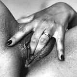 𝙗𝙡𝙖𝙘𝙠 𝙧𝙤𝙤𝙢