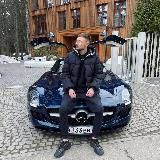 Dmitry Раздает