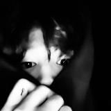 сломленный психопат.