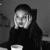 джули немного таролог🪬