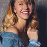 Лена Третьякова