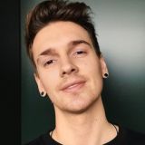 губы Шмелёва