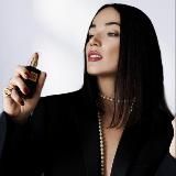 ЗАПАХ ЖЕНЩИНЫ - о женском, через парфюмерию